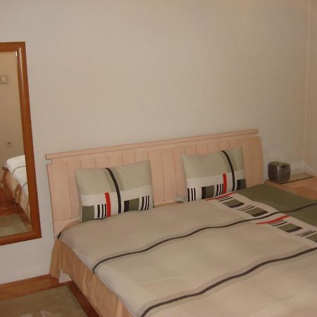 Jani Apartment Pristina Extérieur photo